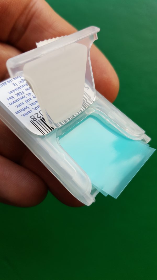 Papaermints fresh breath strips closeup